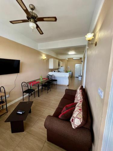 Facilities, Lovely and cozy 2 bedroom apt with oceanic view in Canefield Facilities, Lovely and cozy 2 bedroom apt with oceanic view in Canefield