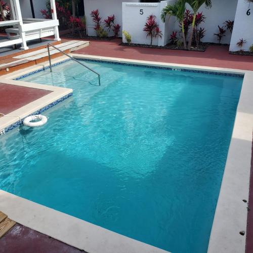 The Island Garden Hotel in Nassau The Island Garden Hotel in Nassau