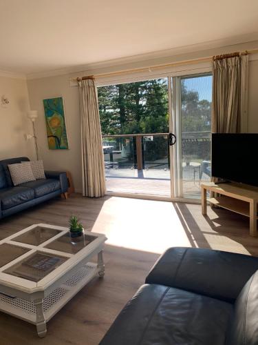 Балкон/тераса, By The Sea, Culburra Beach in Кулбура Бийч Балкон/тераса, By The Sea, Culburra Beach in Кулбура Бийч