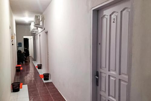 Vue extérieure, RedDoorz near Juwata Airport 2 Tarakan in Tarakan Ouest Vue extérieure, RedDoorz near Juwata Airport 2 Tarakan in Tarakan Ouest