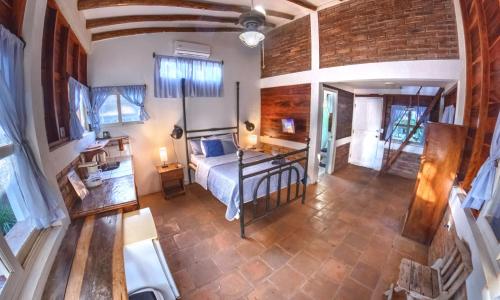 Ocean Front Private Casita w Pool and AC - Sleeps 4 in Masachapa Ocean Front Private Casita w Pool and AC - Sleeps 4 in Masachapa