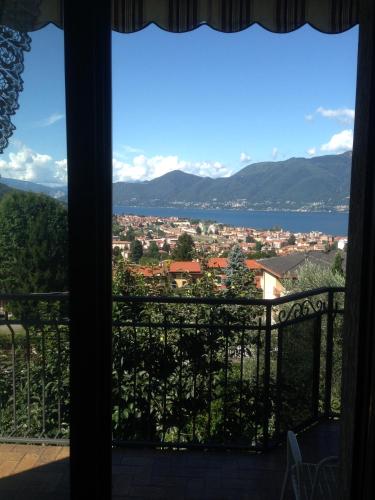 Balcony/terrace, Bella Vita in Luino Balcony/terrace, Bella Vita in Luino