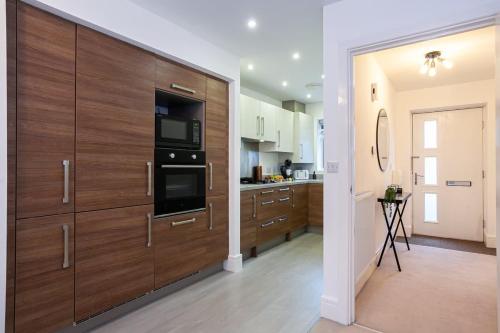 Ambassador House by Truestays - Luxury 4 Bedroom House in Stoke-on-Trent in 乔伊纳广场 Ambassador House by Truestays - Luxury 4 Bedroom House in Stoke-on-Trent in 乔伊纳广场