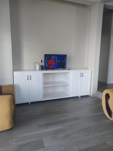 sala de TV, Corozal Town 3 Bedroom House in Corozal sala de TV, Corozal Town 3 Bedroom House in Corozal