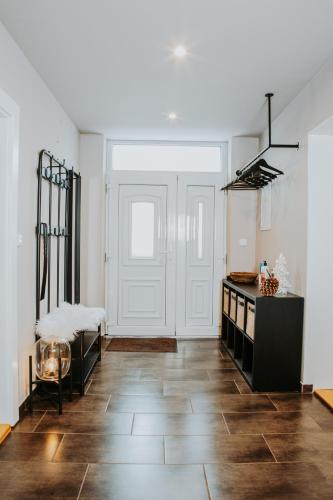 Bejárat, Luxury house in Krkonoše - Bukanda (Luxury house in Krkonose - Bukanda) in Svoboda Nad Upou Bejárat, Luxury house in Krkonoše - Bukanda (Luxury house in Krkonose - Bukanda) in Svoboda Nad Upou