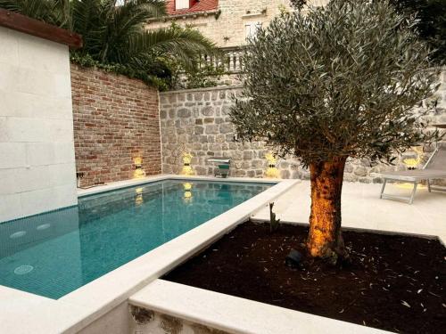Conte Hotel & Restaurant in Perast Conte Hotel & Restaurant in Perast