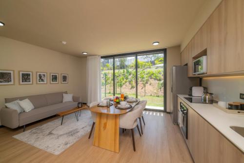 BEE Suites San José - Santa Ana (BEE Suites San Jose - Santa Ana) in 圣安娜 BEE Suites San José - Santa Ana (BEE Suites San Jose - Santa Ana) in 圣安娜