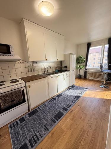 Spacious apartment near the subway in Hässelby Villastad Spacious apartment near the subway in Hässelby Villastad