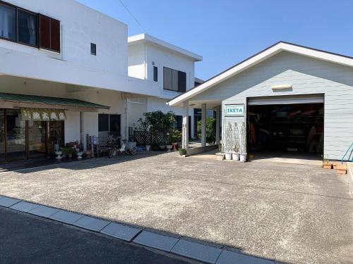 Unterkunft von außen, Guesthouse IKETA in Niijima Unterkunft von außen, Guesthouse IKETA in Niijima