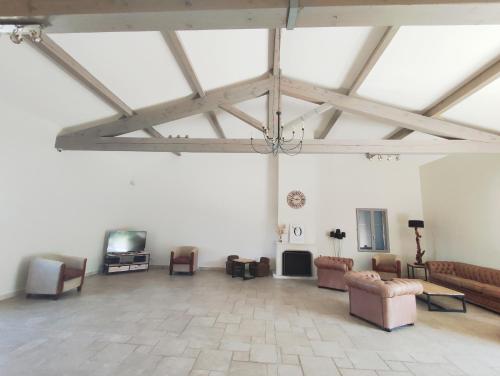 Domaine Sources de L'Oppidum in Gaujac Domaine Sources de L'Oppidum in Gaujac