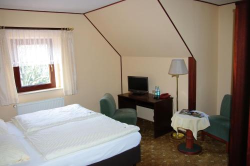 Landhotel Goldener Lowe mit Pension Am Taurastein in Burgstadt Landhotel Goldener Lowe mit Pension Am Taurastein in Burgstadt