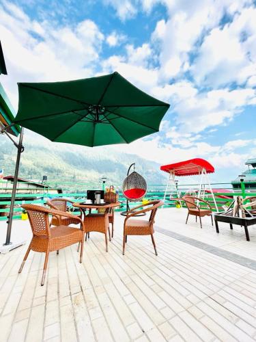 TATA Vista Resort Mall Road Manali - Centrally Heated & Air Cooled in Siyal TATA Vista Resort Mall Road Manali - Centrally Heated & Air Cooled in Siyal