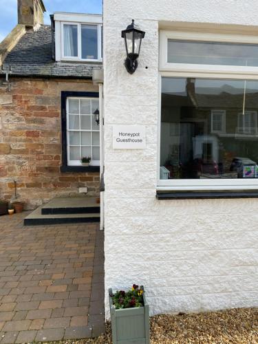 Honeypot Guest House in Crail Honeypot Guest House in Crail