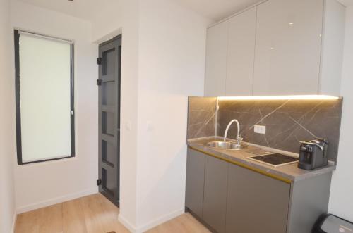Royal Olive Residence in Kavac Royal Olive Residence in Kavac