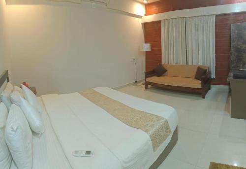 Golden Hill Resort in Kamanadurga Golden Hill Resort in Kamanadurga