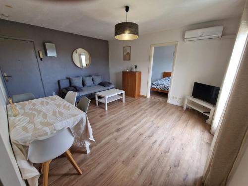 Grand et Cosy T2 a 10min des facultes in Alco Grand et Cosy T2 a 10min des facultes in Alco