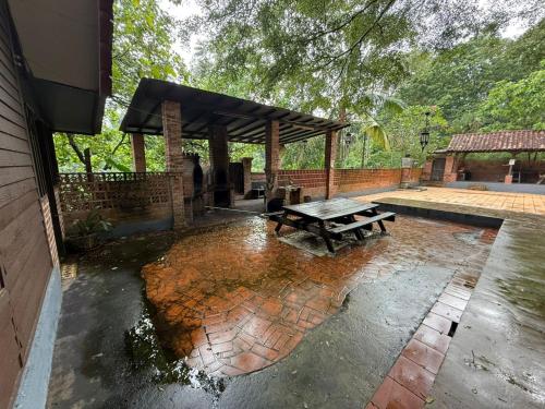 Facilities, Fresia Villa & Camping in Semenyih Facilities, Fresia Villa & Camping in Semenyih