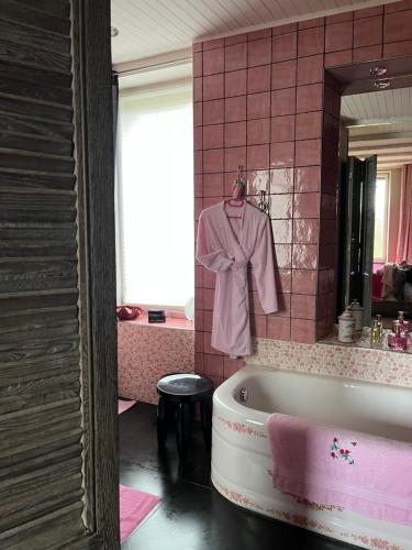 Fürdőszoba, Le mas de pierre in La Fouillade Fürdőszoba, Le mas de pierre in La Fouillade