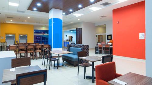 Ételek és italok, Holiday Inn Express Manzanillo By IHG in Manzanillo Ételek és italok, Holiday Inn Express Manzanillo By IHG in Manzanillo