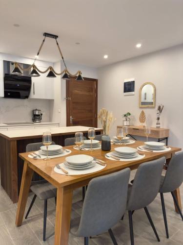 3-Bedroom Sea View Penthouse 4mins Walk to Beach - RC16 in 福萊-昂-福萊 3-Bedroom Sea View Penthouse 4mins Walk to Beach - RC16 in 福萊-昂-福萊