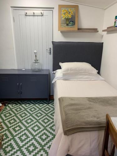 Just a Bed in Stellenbosch Just a Bed in Stellenbosch