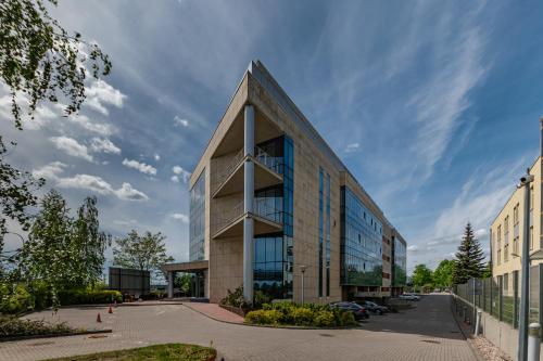 Aleje Jerozolimskie 216 by Homeprime