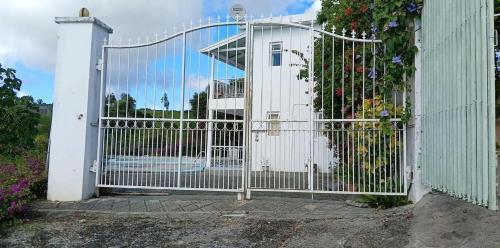 Apartment in Montagne Charlot with a stunning view of the lagoon in Rodrigues Island Apartment in Montagne Charlot with a stunning view of the lagoon in Rodrigues Island
