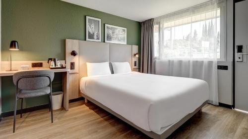 Campanile Bordeaux Est - Artigues Hotel in Artigues-pres-Bordeaux Campanile Bordeaux Est - Artigues Hotel in Artigues-pres-Bordeaux