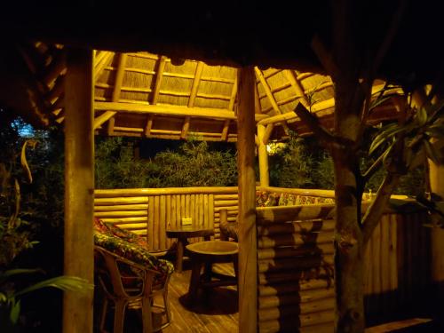 גינה, Elite Backpackers Services in Masaka גינה, Elite Backpackers Services in Masaka
