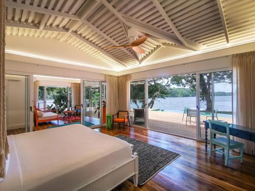 Tortuga Lodge in Tortuguero Tortuga Lodge in Tortuguero