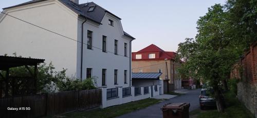 ทัศนียภาพภายนอกโรงแรม, Apartmány Šrámek Stříbro (Apartmany Sramek Stribro) in สตไรโบร ทัศนียภาพภายนอกโรงแรม, Apartmány Šrámek Stříbro (Apartmany Sramek Stribro) in สตไรโบร