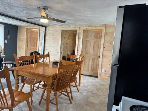 Facilities, Black lake 2 bdr Waterfront cottage in Oswegatchie (NY) Facilities, Black lake 2 bdr Waterfront cottage in Oswegatchie (NY)