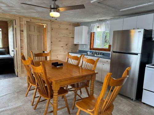 Kitchen, Black lake 2 bdr Waterfront cottage in Oswegatchie (NY) Kitchen, Black lake 2 bdr Waterfront cottage in Oswegatchie (NY)