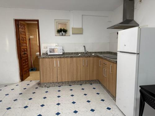 Hostal Apartamentos Playa del Palo in Este Hostal Apartamentos Playa del Palo in Este