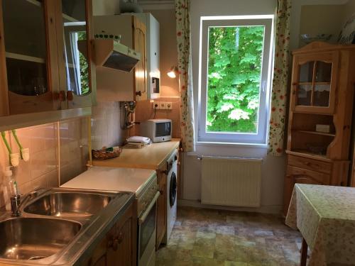 Elegant Apartment - image 5
