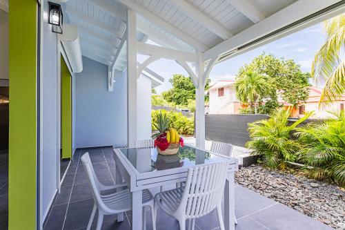 Ambiente nas Imediações, Villa Orchidées - piscine privative (Villa Orchidees - piscine privative) in Berard Ambiente nas Imediações, Villa Orchidées - piscine privative (Villa Orchidees - piscine privative) in Berard