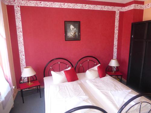 This photo about Hotel Koos shared on HyHotel.com