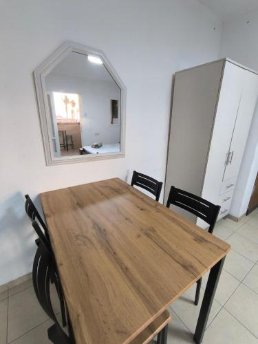 Beautiful studio apartment by the sea 60-10 in Kiryat Yam Beautiful studio apartment by the sea 60-10 in Kiryat Yam