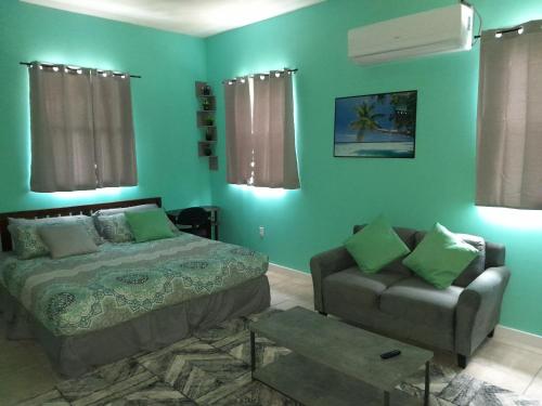Roys Comfy Suites in George Town Roys Comfy Suites in George Town