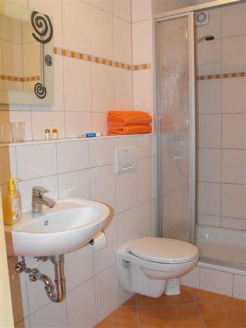Bathroom, Marcos Heuboden in Oberzissen Bathroom, Marcos Heuboden in Oberzissen