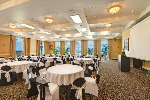 ห้องประชุม / บอลรูม, El Caribe Resort & Conference Center in เดย์โทนา บีช ห้องประชุม / บอลรูม, El Caribe Resort & Conference Center in เดย์โทนา บีช