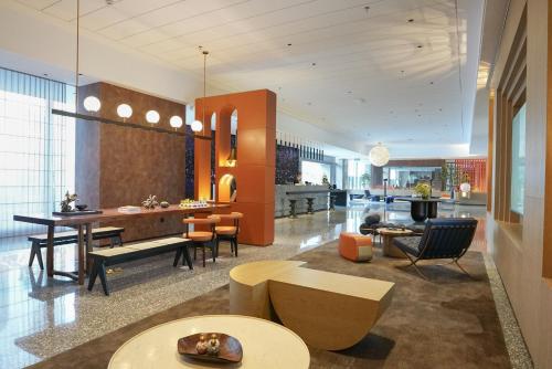 Shared lounge/TV area, Arthur Hotel Liwan COCO Park Guangzhou-24H Coffee&Low Tea By Paco Group in Fangcun District Shared lounge/TV area, Arthur Hotel Liwan COCO Park Guangzhou-24H Coffee&Low Tea By Paco Group in Fangcun District