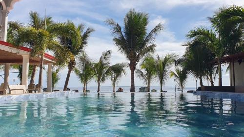 Swimming pool, Lawson’s Beach Resort in Siquijor Island Swimming pool, Lawson’s Beach Resort in Siquijor Island