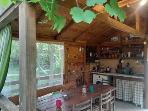 Palvelut, Tiny houses Genacvale in Martvili Palvelut, Tiny houses Genacvale in Martvili
