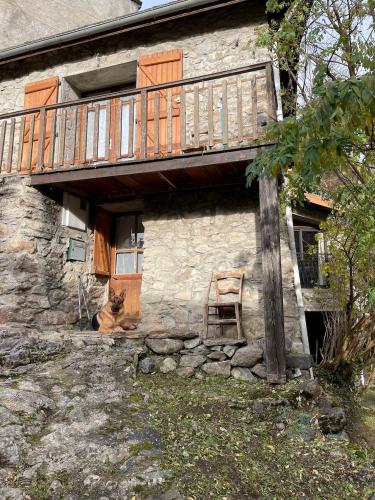 Mountain house Junac in Siguer Mountain house Junac in Siguer