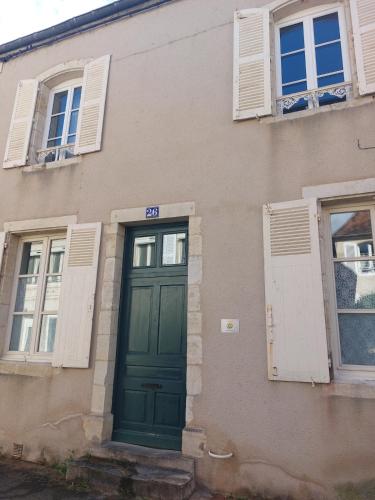 La maison Zola in Saint-Amand-Montrond La maison Zola in Saint-Amand-Montrond
