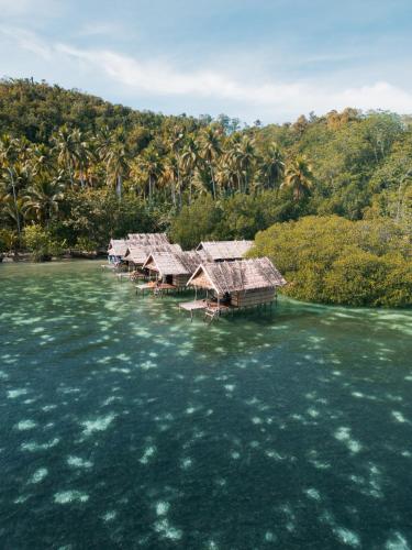 Mansuar Raja Ampat Bungalows in Raja Ampat Mansuar Raja Ampat Bungalows in Raja Ampat