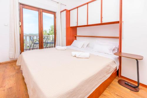 Apartment Kiara near the beach in Primosten Burnji Apartment Kiara near the beach in Primosten Burnji