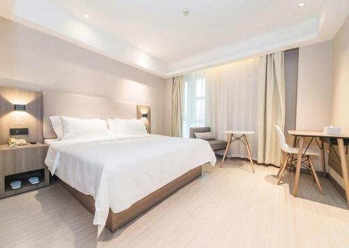 Hanting Hotel Chengdu Kehua Bei Road Sichuang University in Jiuyan Bridge Bar Street Commercial Area Hanting Hotel Chengdu Kehua Bei Road Sichuang University in Jiuyan Bridge Bar Street Commercial Area