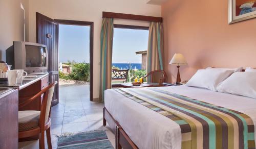 Xperience Hill-Top Beach Resort in Sharm El Sheikh Xperience Hill-Top Beach Resort in Sharm El Sheikh